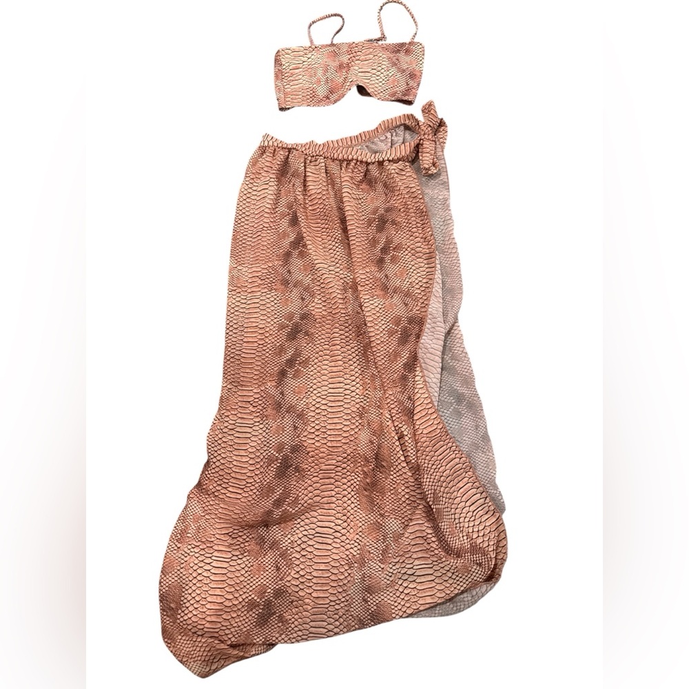 NWOT Snake Skin Design Bikini Top and‎ Wrap Skirt Women’s Size Small Tan Brown